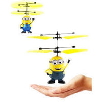 Skraidantis pakalikas - sraigtasparnis Minions